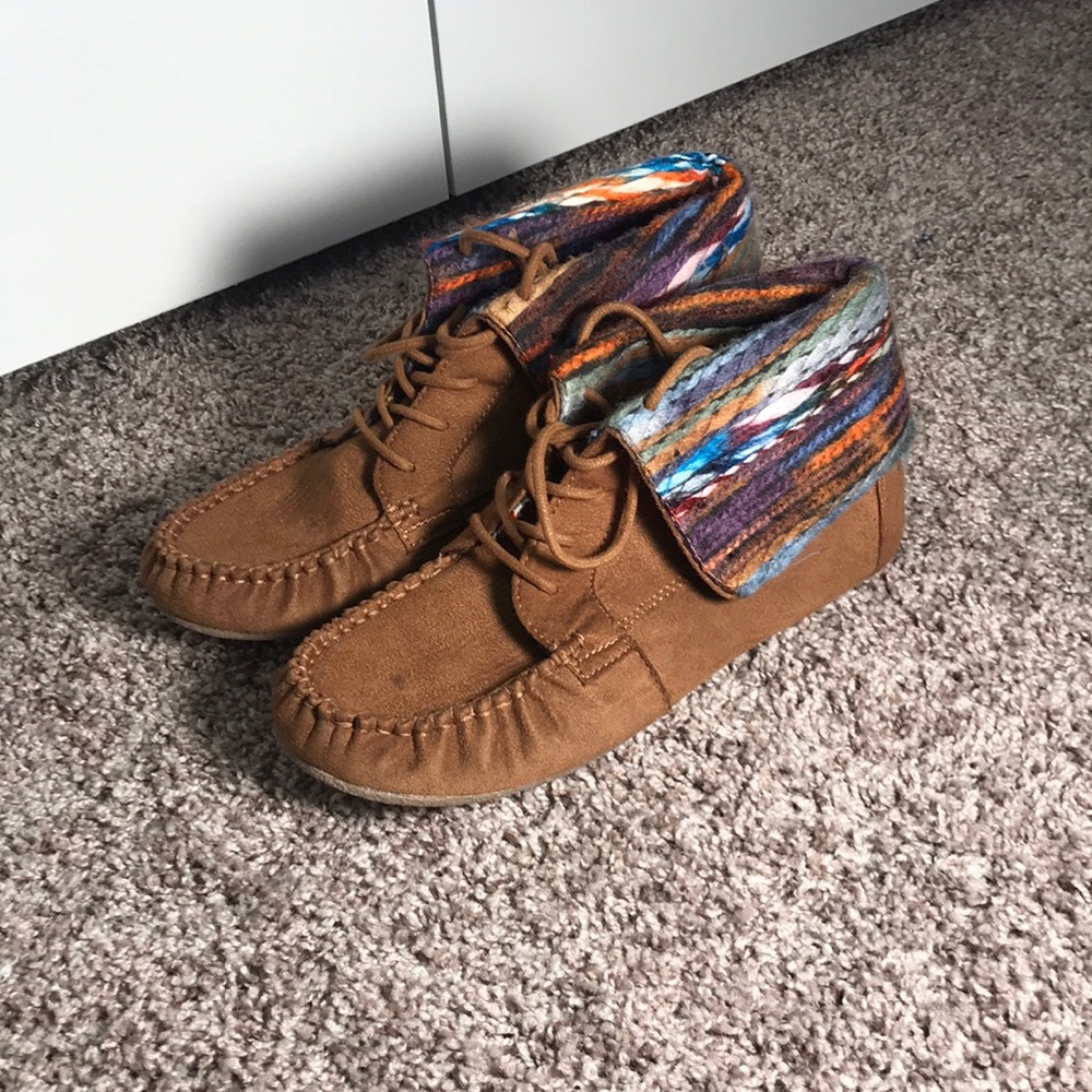 Makalu Moccasins